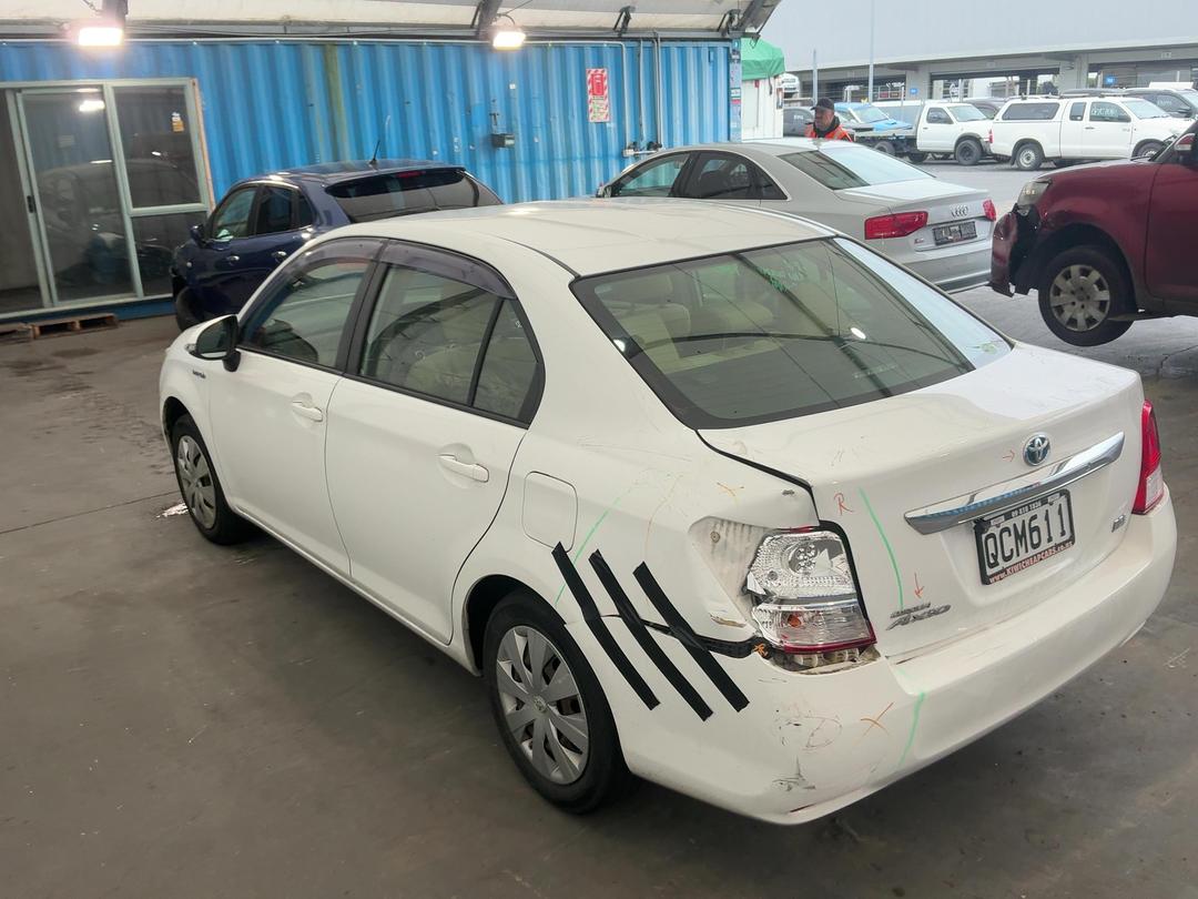 Photo '6' of Toyota Corolla Axio Photo '6' of Toyota Corolla Axio