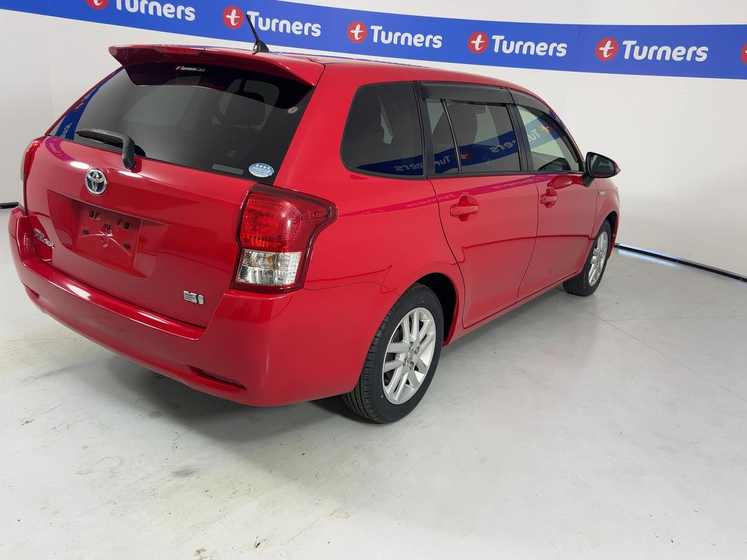 Photo '7' of Toyota Corolla Fielder