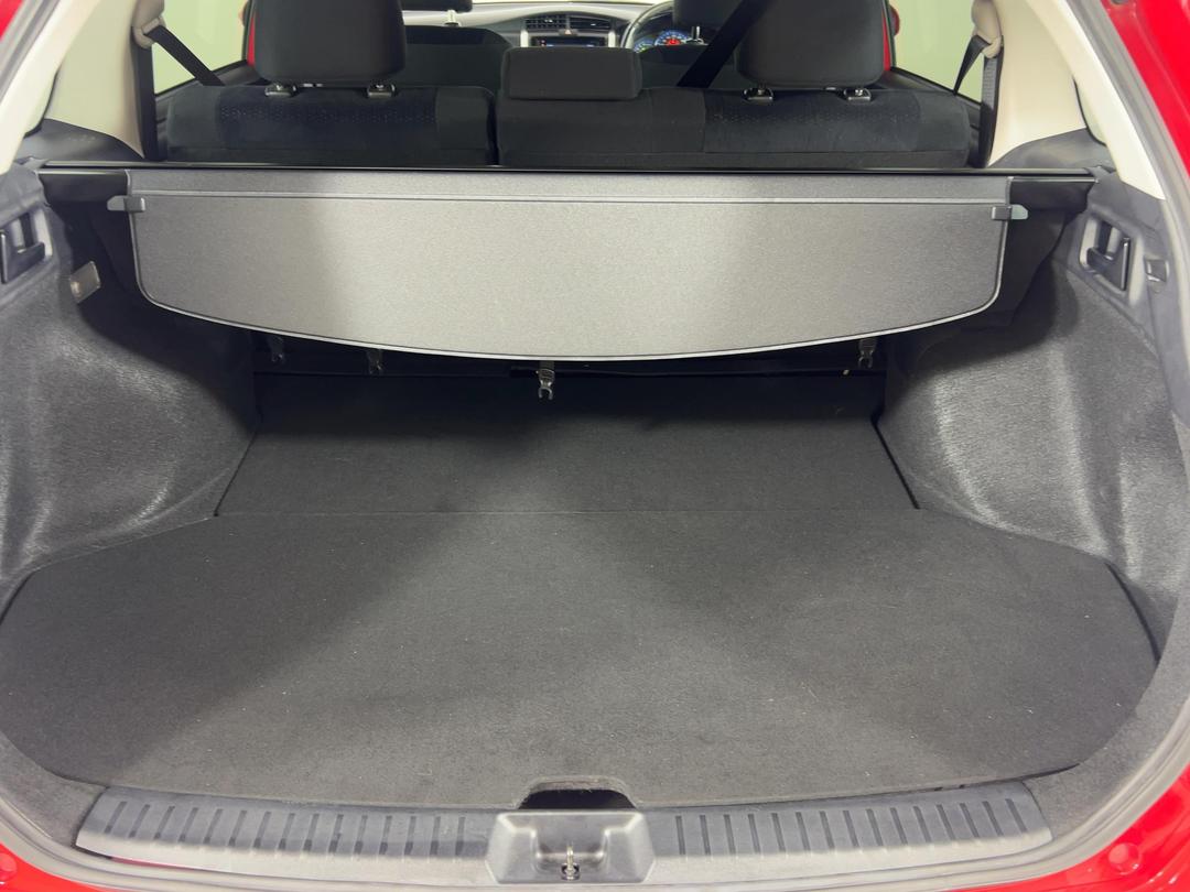 Photo '14' of Toyota Corolla Fielder