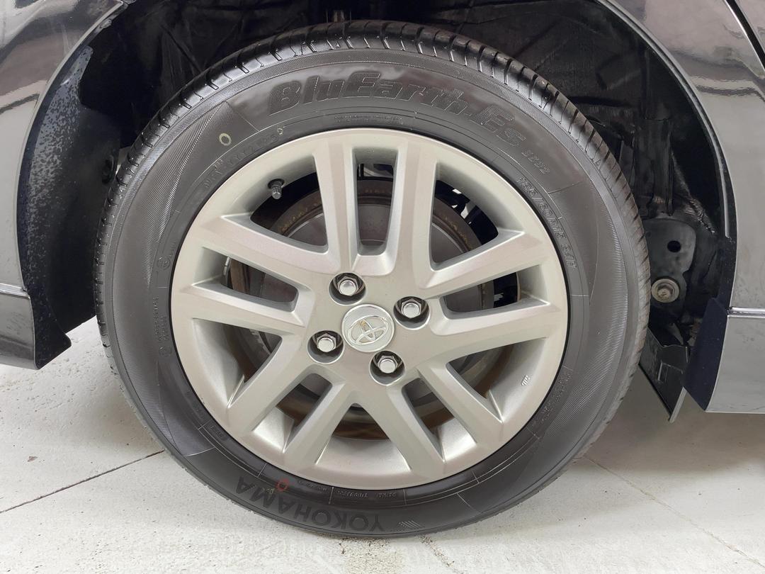 Photo '12' of Toyota Corolla Fielder