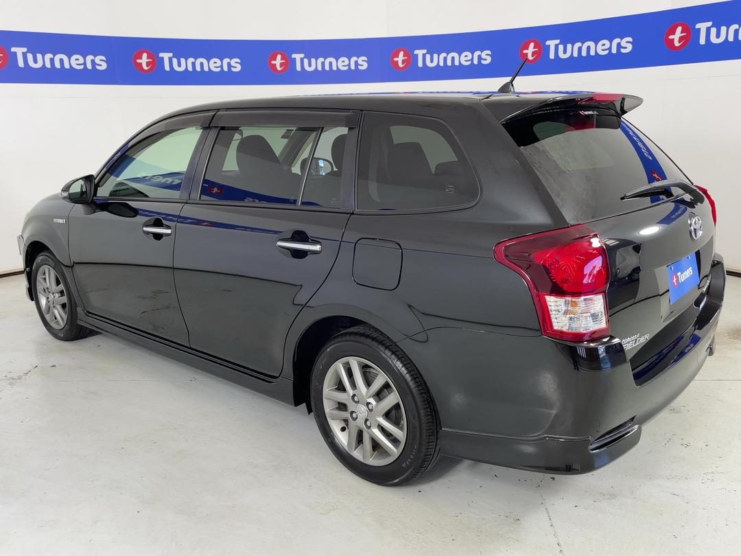 Photo '5' of Toyota Corolla Fielder