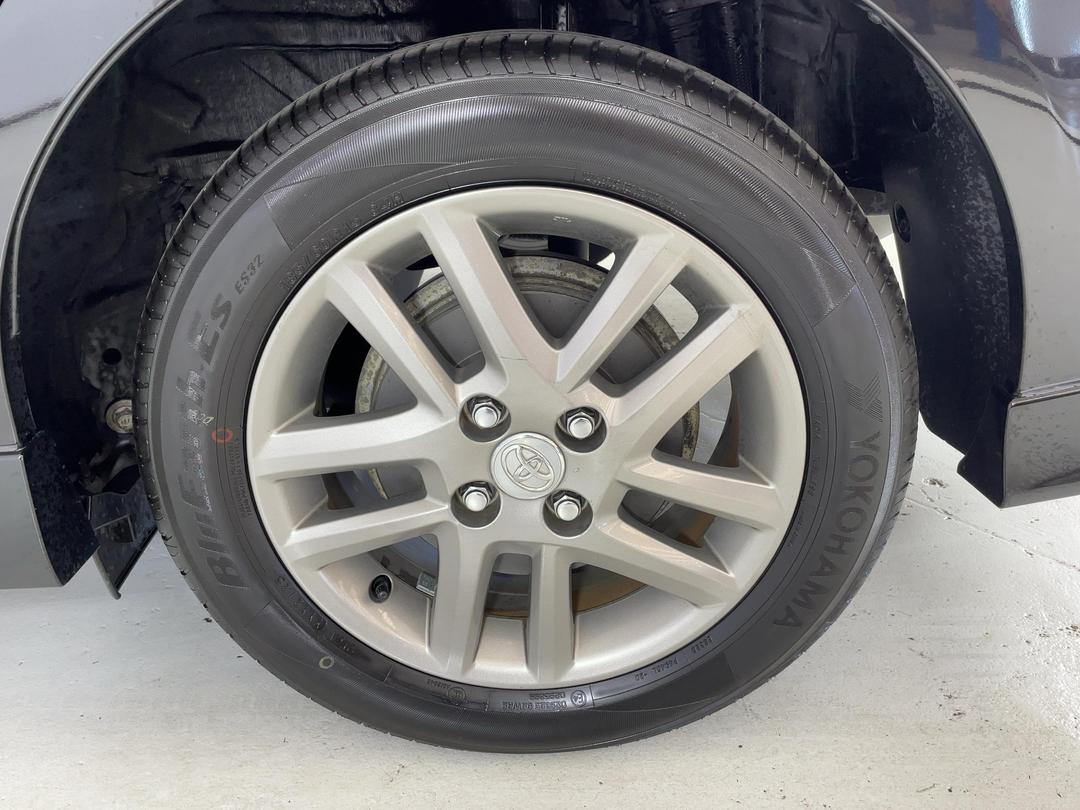 Photo '11' of Toyota Corolla Fielder
