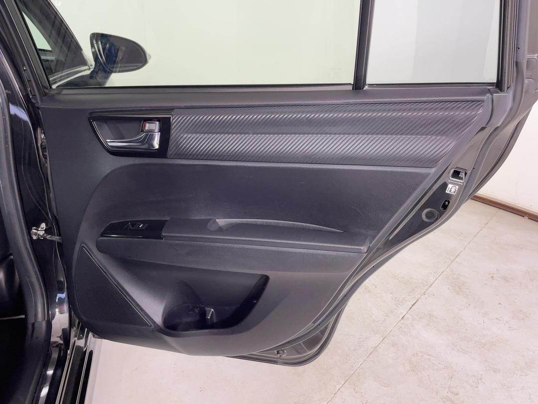Photo '19' of Toyota Corolla Fielder