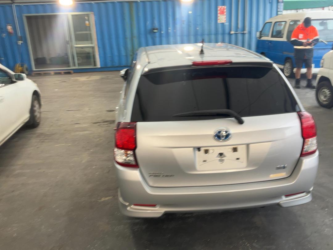 Photo '8' of Toyota Corolla Fielder Photo '8' of Toyota Corolla Fielder