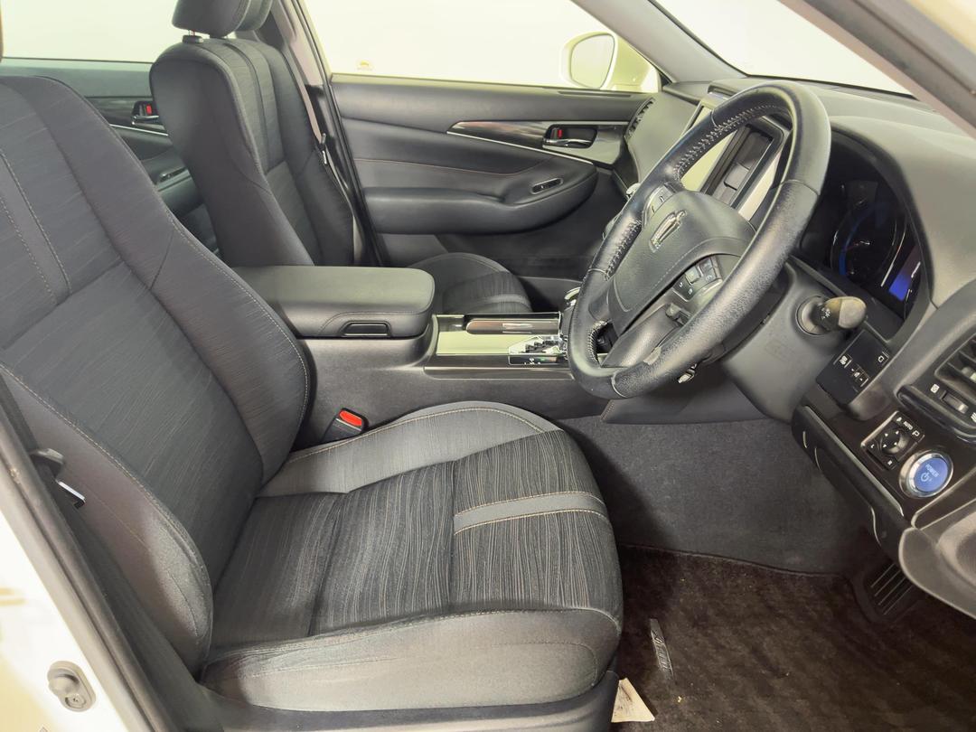 Photo '16' of Toyota Crown