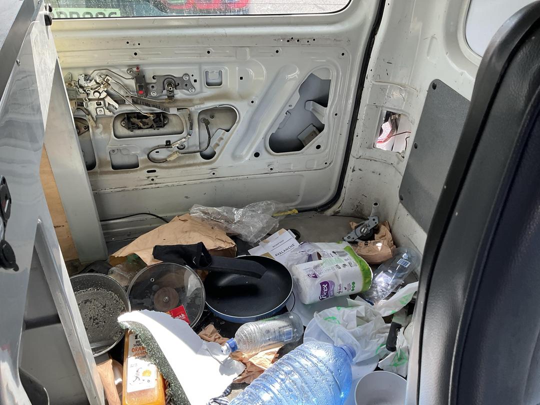 Photo '9' of Toyota Hiace Motorhome