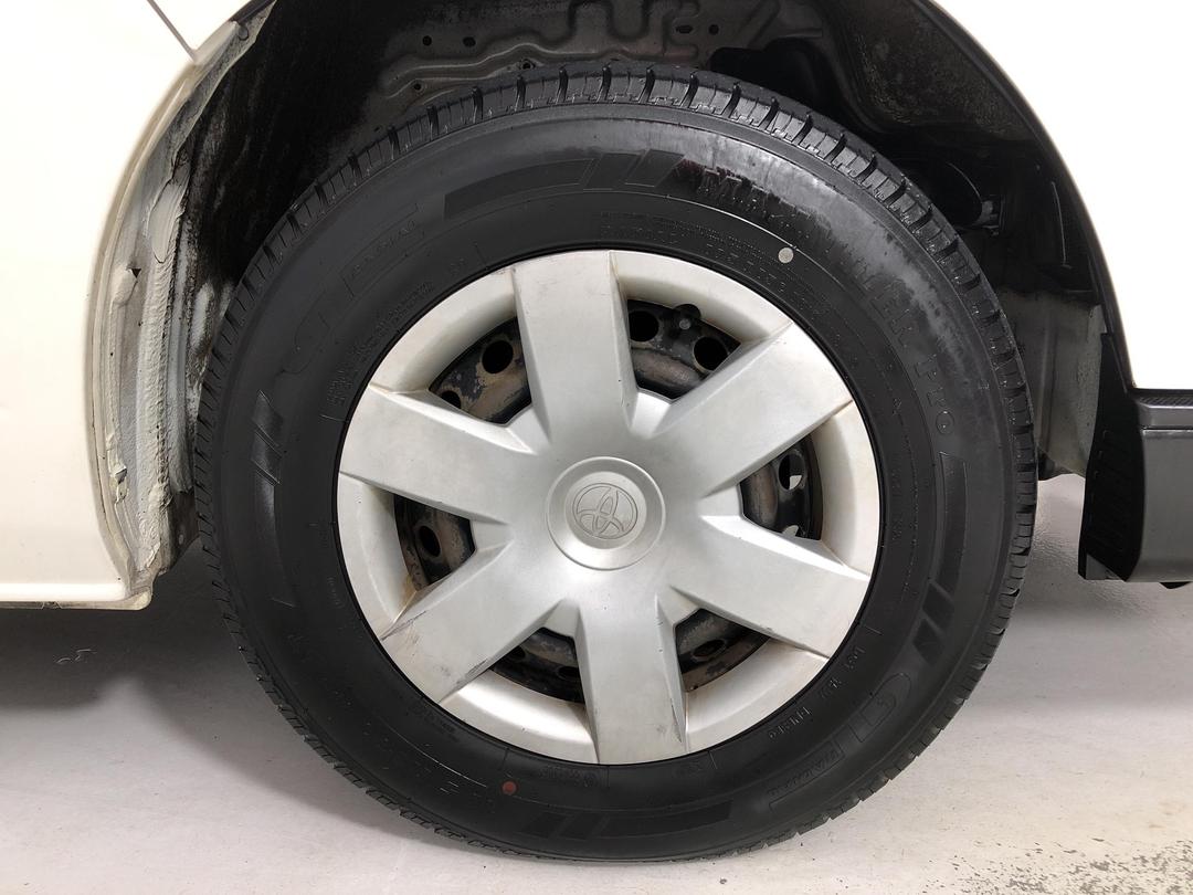 Photo '9' of Toyota Hiace