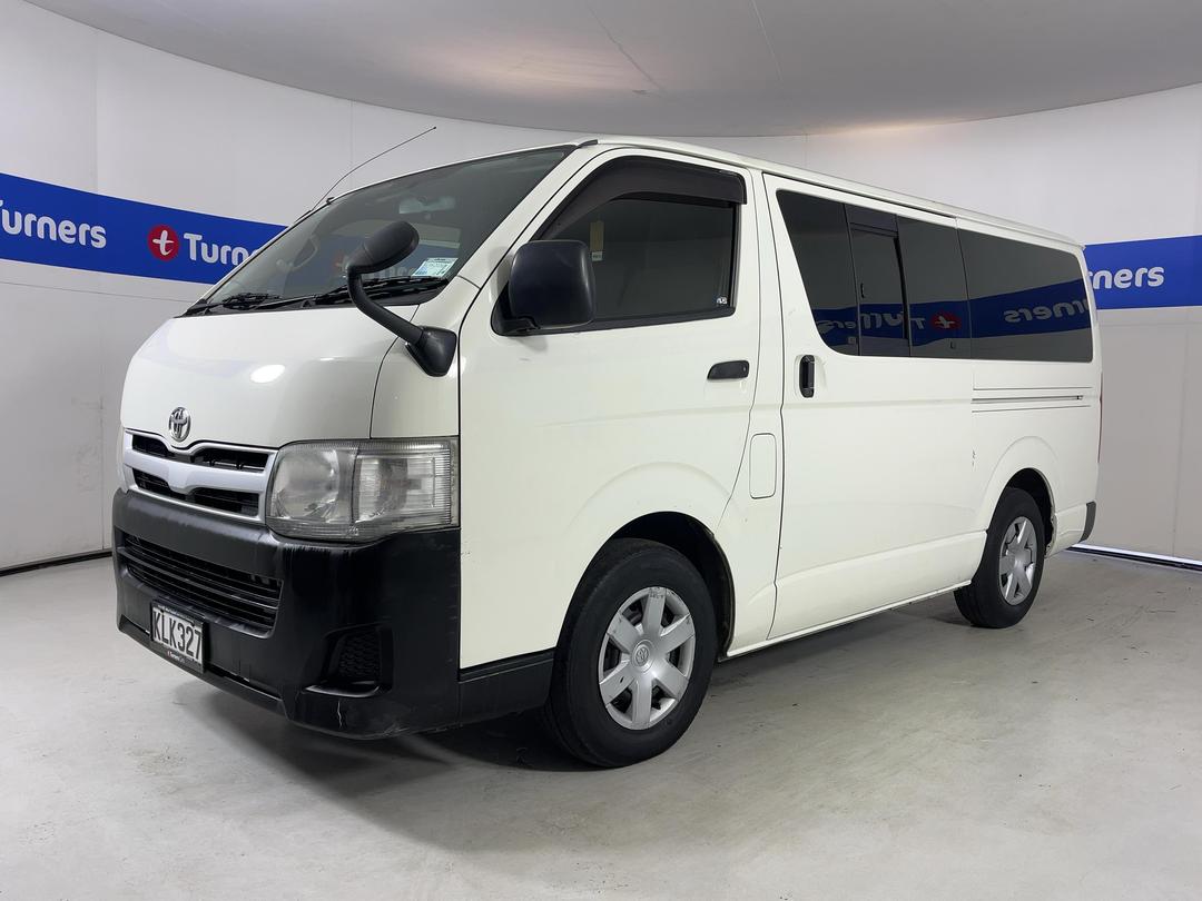 Photo '4' of Toyota Hiace