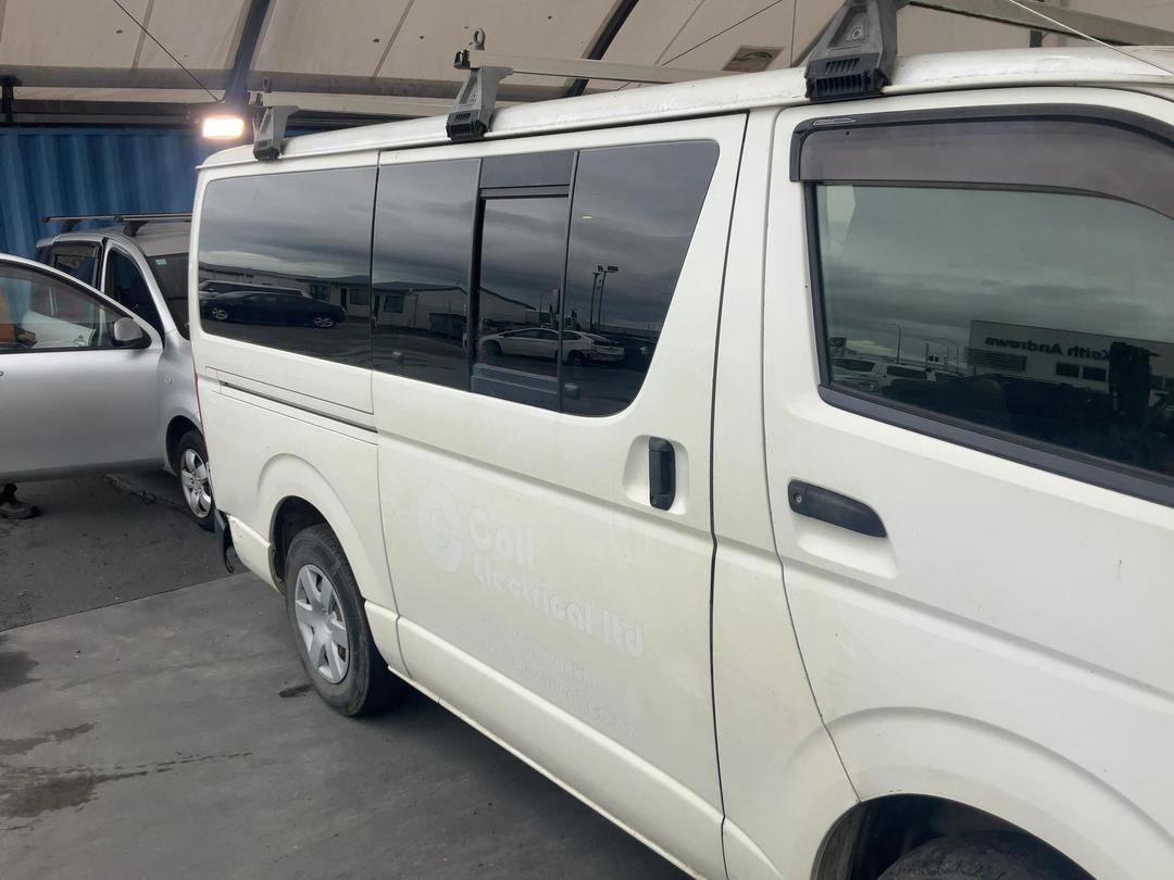 Photo '3' of Toyota Hiace Photo '3' of Toyota Hiace
