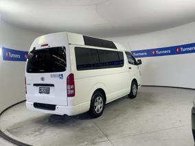 Photo '7' of Toyota Hiace