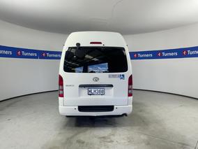 Photo '6' of Toyota Hiace