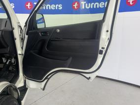 Photo '15' of Toyota Hiace
