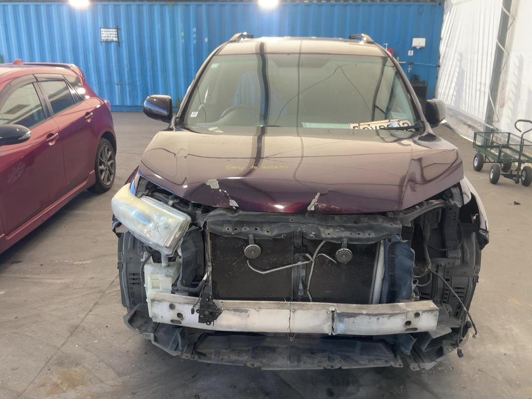 Photo '3' of Toyota Highlander Photo '3' of Toyota Highlander