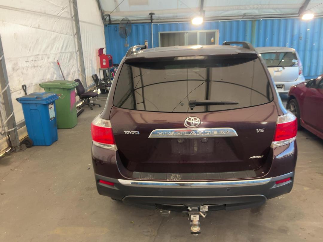 Photo '6' of Toyota Highlander Photo '6' of Toyota Highlander