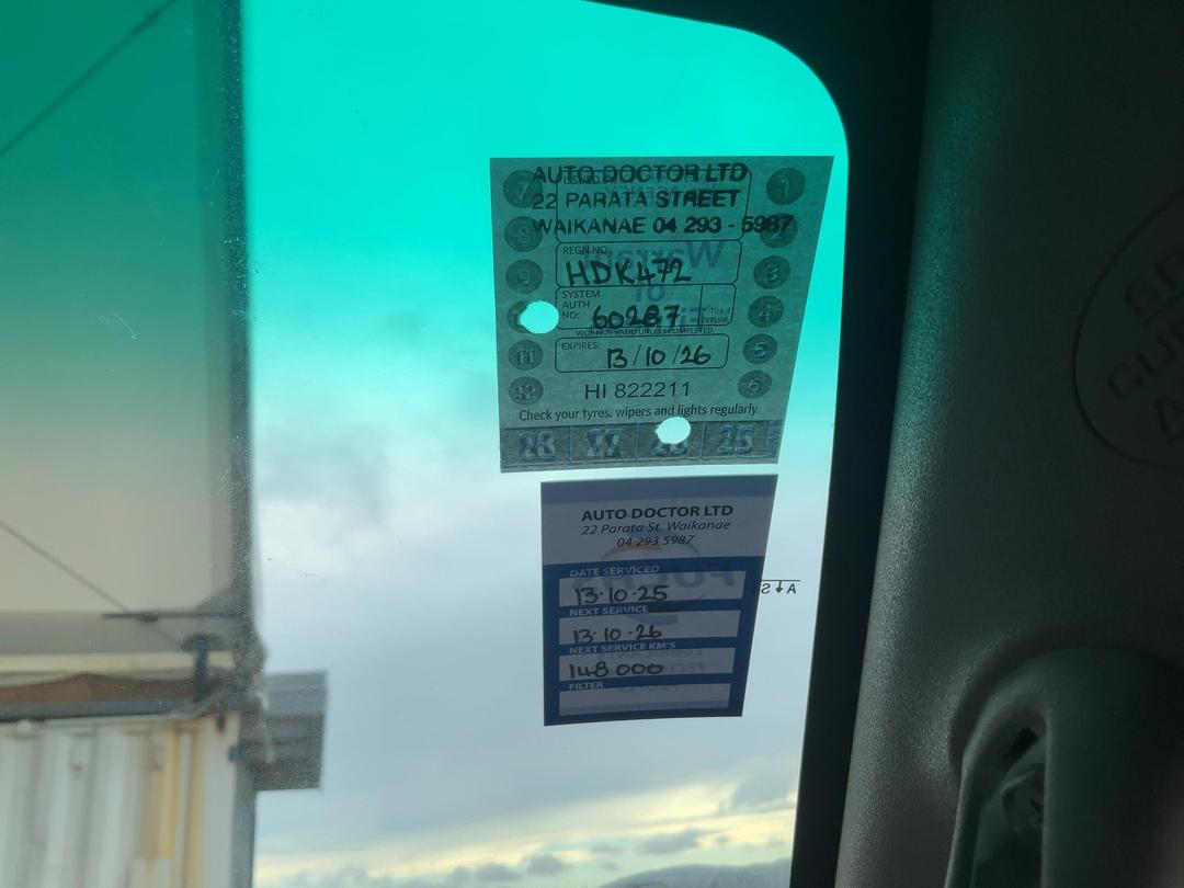 Photo '11' of Toyota Hilux SR5 TD DC