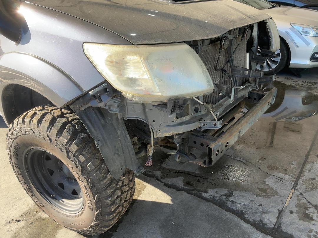 Photo '6' of Toyota Hilux SR5 TD DC Photo '6' of Toyota Hilux SR5 TD DC