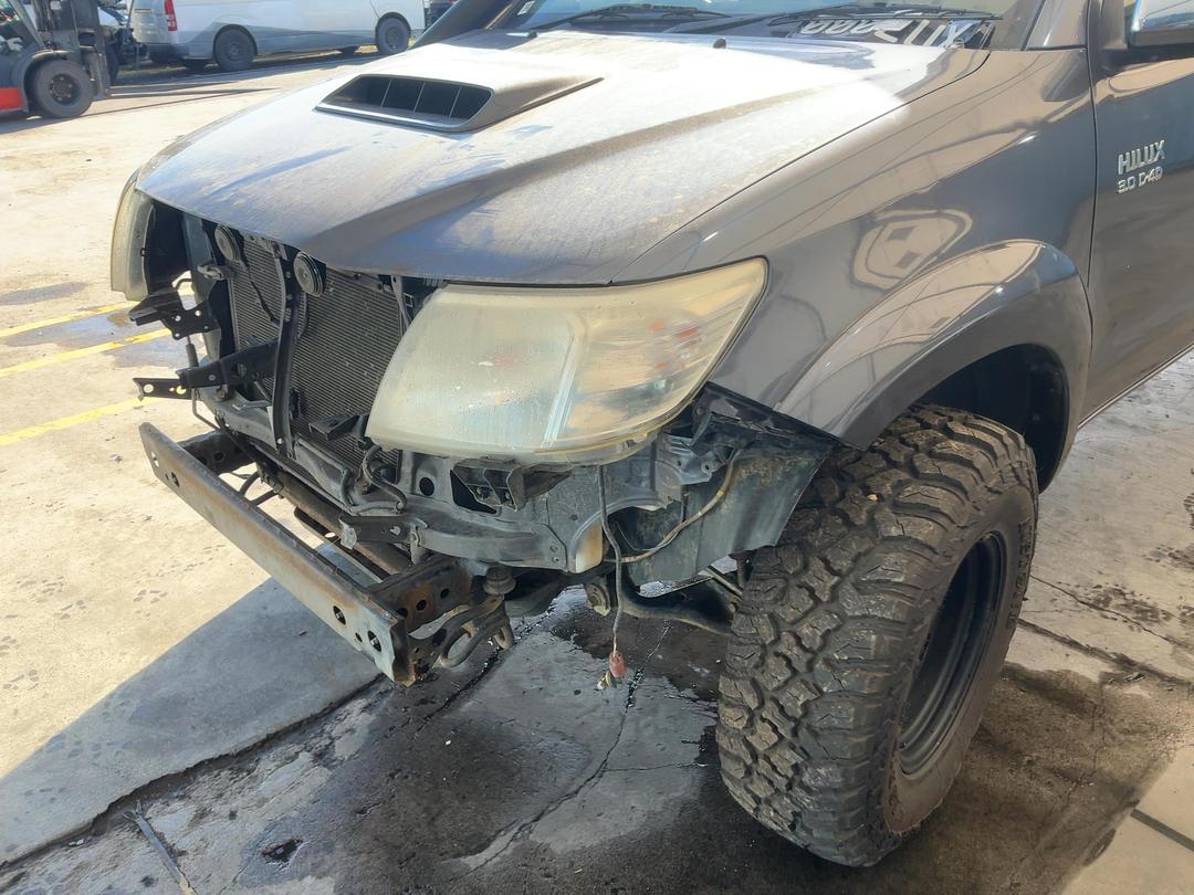 Photo '9' of Toyota Hilux SR5 TD DC Photo '9' of Toyota Hilux SR5 TD DC