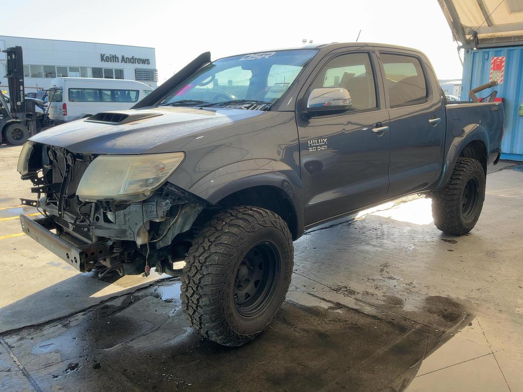 Photo '10' of Toyota Hilux SR5 TD DC Photo '10' of Toyota Hilux SR5 TD DC
