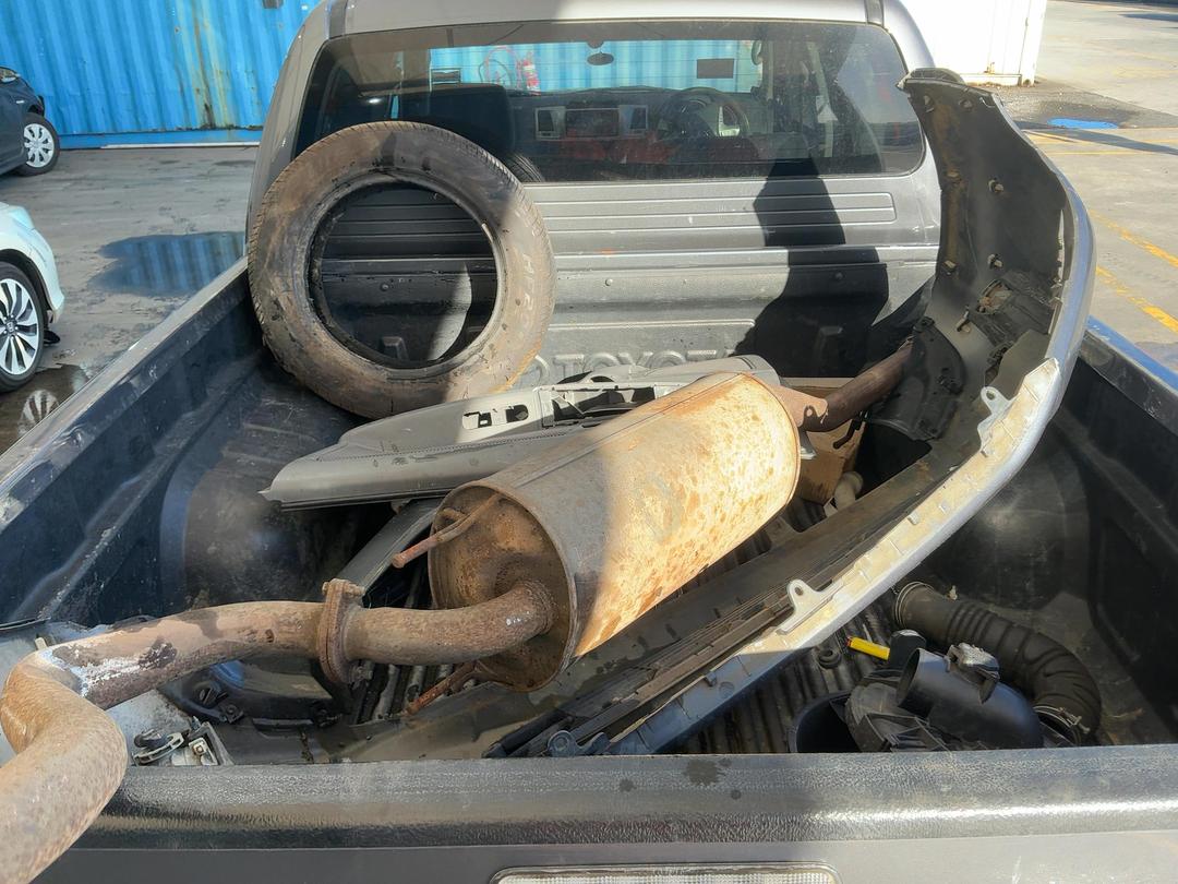 Photo '19' of Toyota Hilux SR5 TD DC Photo '19' of Toyota Hilux SR5 TD DC