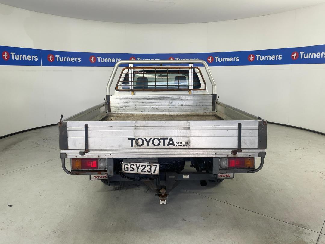 Photo '6' of Toyota Hilux
