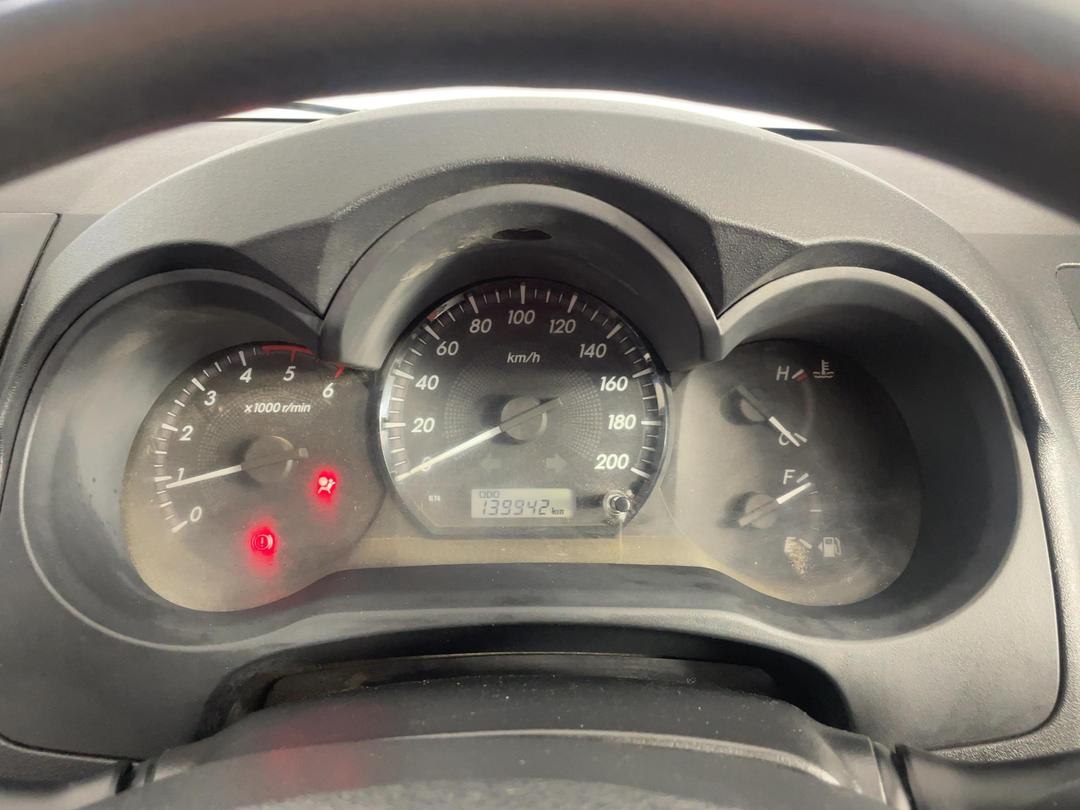 Photo '20' of Toyota Hilux