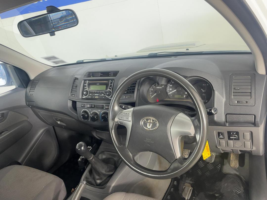 Photo '17' of Toyota Hilux