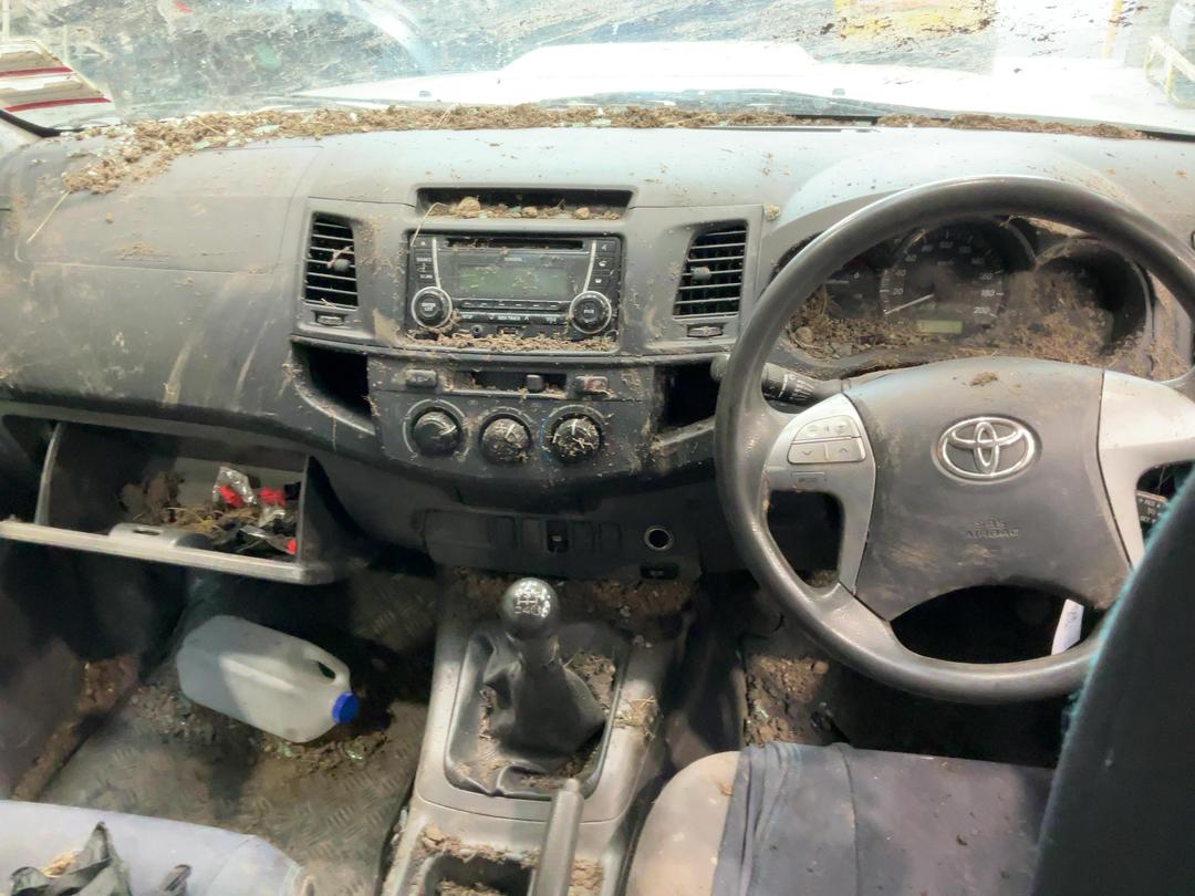 Photo '8' of Toyota Hilux TD DC Photo '8' of Toyota Hilux TD DC