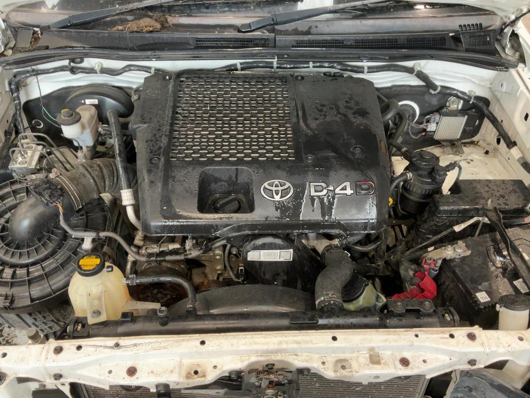 Photo '11' of Toyota Hilux TD DC Photo '11' of Toyota Hilux TD DC