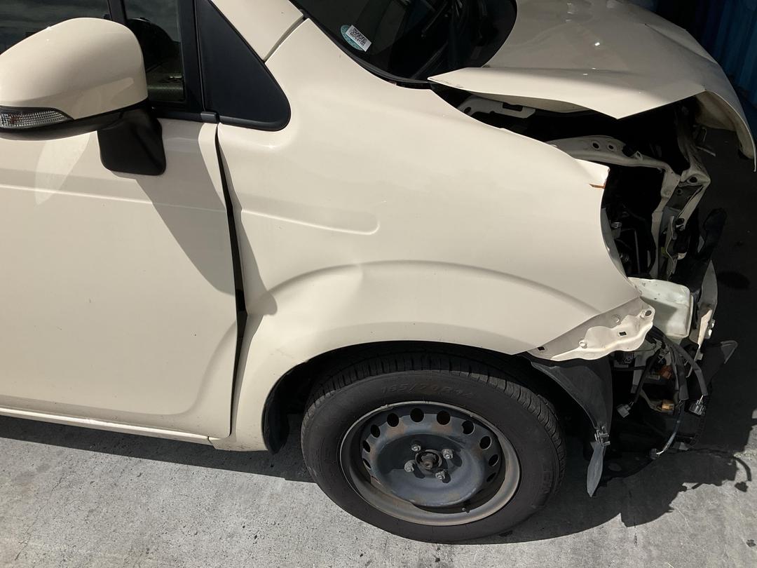 Photo '3' of Toyota Porte