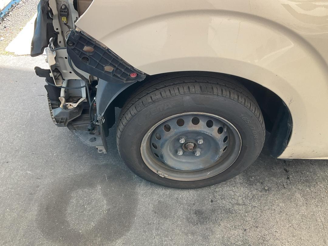 Photo '9' of Toyota Porte