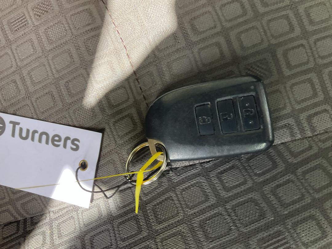 Photo '21' of Toyota Porte