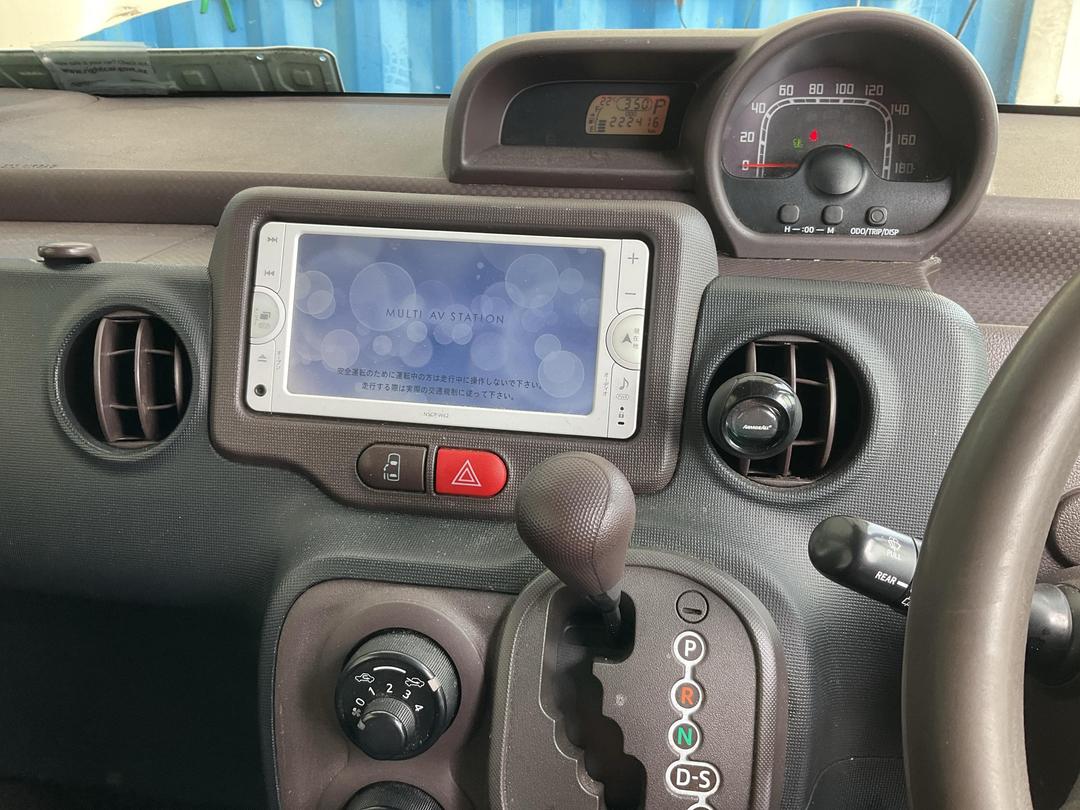 Photo '22' of Toyota Porte