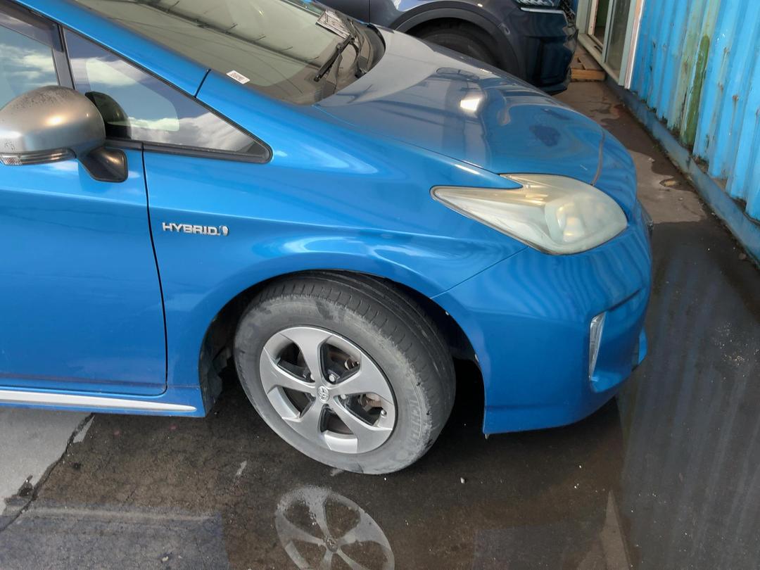 Photo '3' of Toyota Prius Photo '3' of Toyota Prius