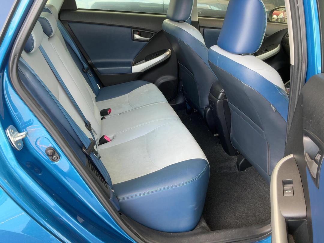 Photo '18' of Toyota Prius Photo '18' of Toyota Prius