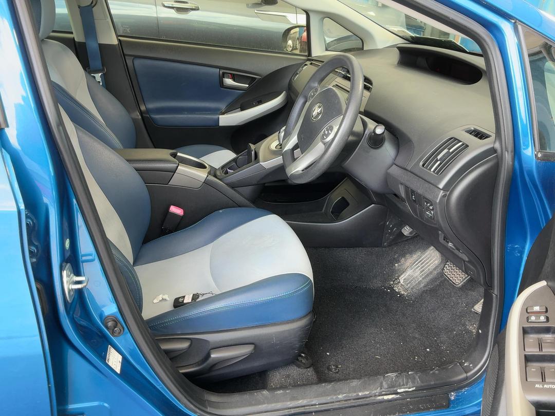 Photo '19' of Toyota Prius Photo '19' of Toyota Prius