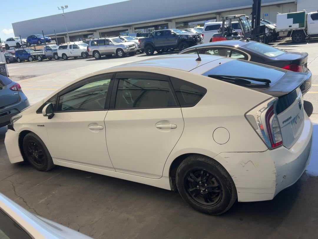 Photo '4' of Toyota Prius