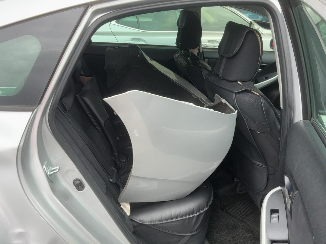 Photo '16' of Toyota Prius Photo '16' of Toyota Prius