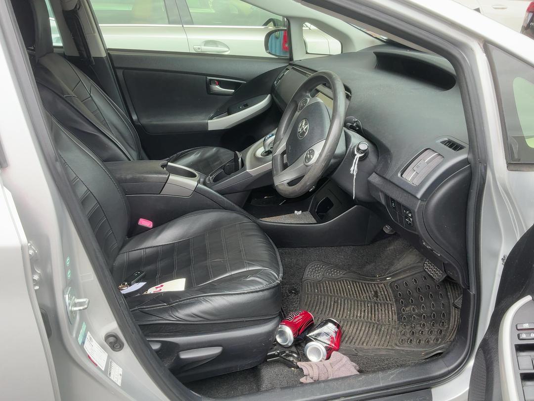 Photo '17' of Toyota Prius Photo '17' of Toyota Prius