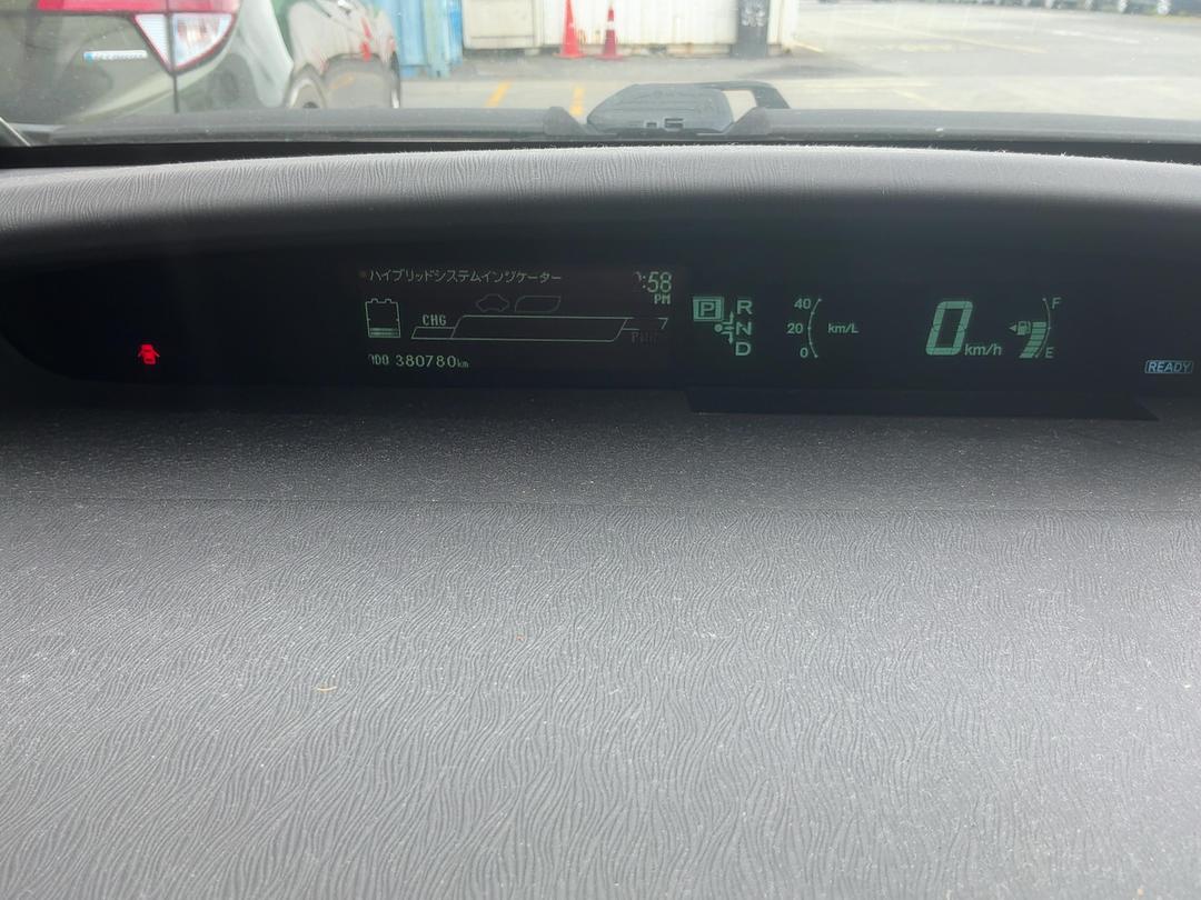 Photo '20' of Toyota Prius Photo '20' of Toyota Prius