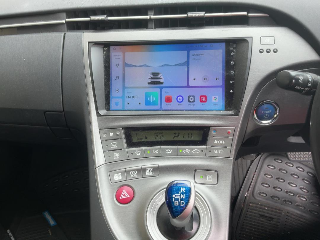 Photo '21' of Toyota Prius Photo '21' of Toyota Prius