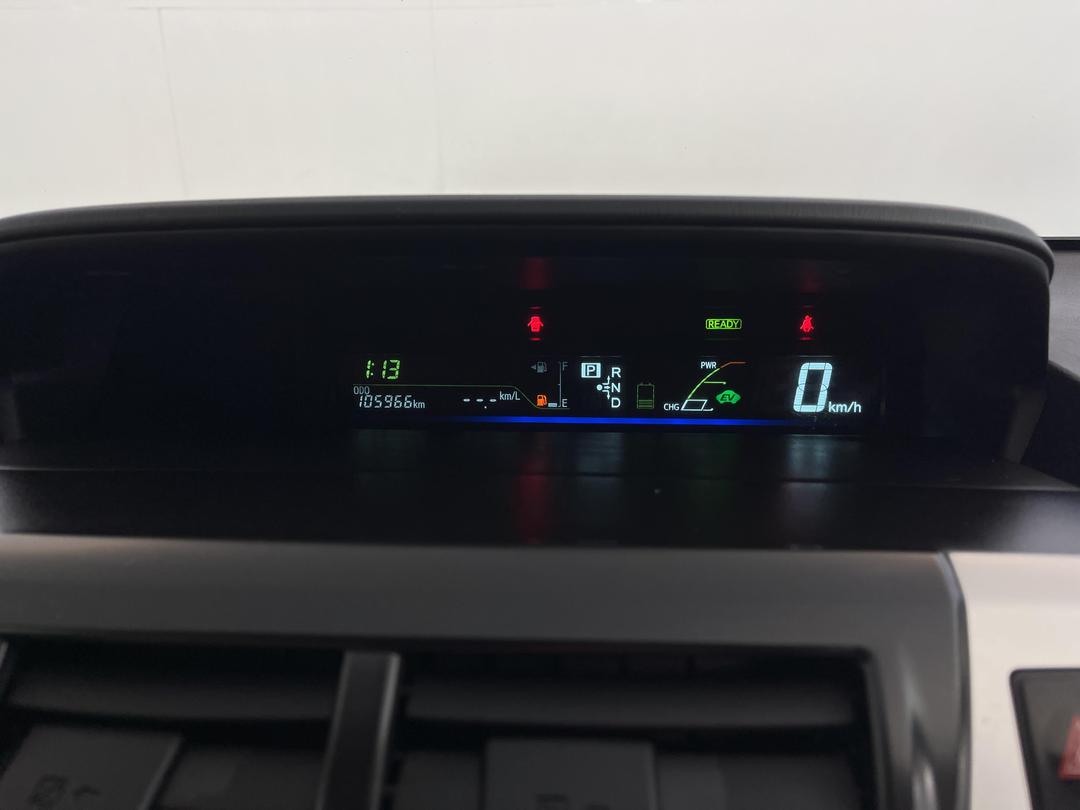 Photo '21' of Toyota Prius