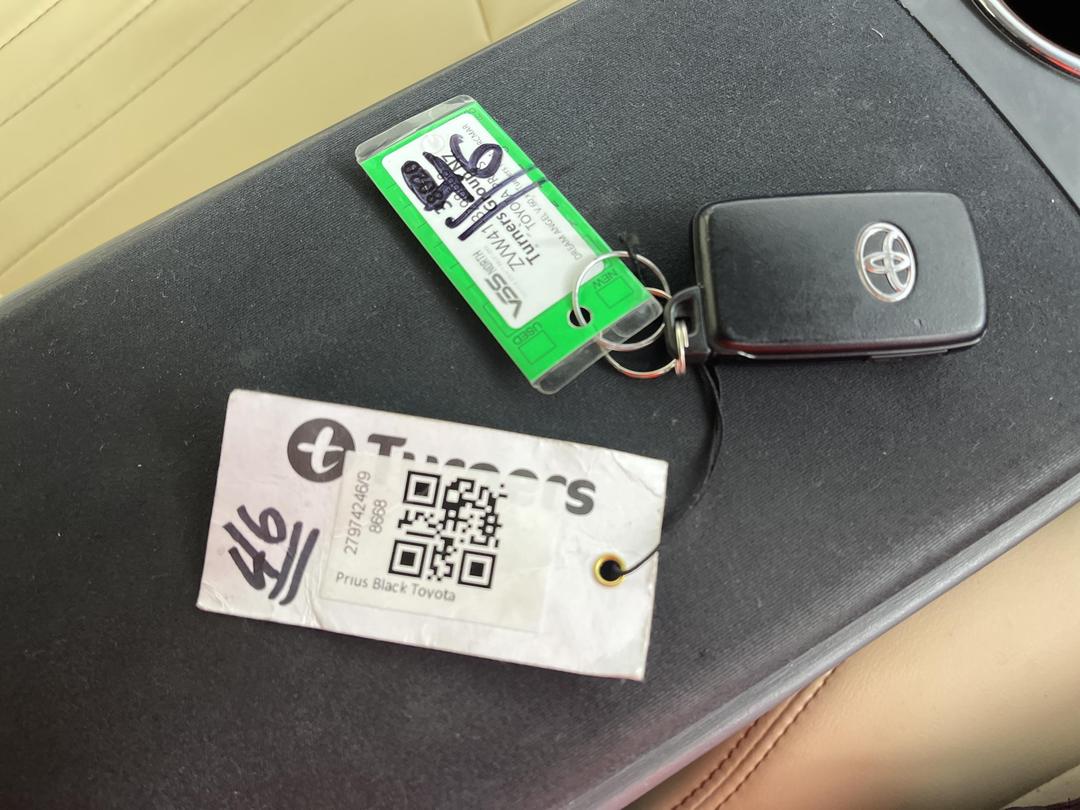 Photo '25' of Toyota Prius