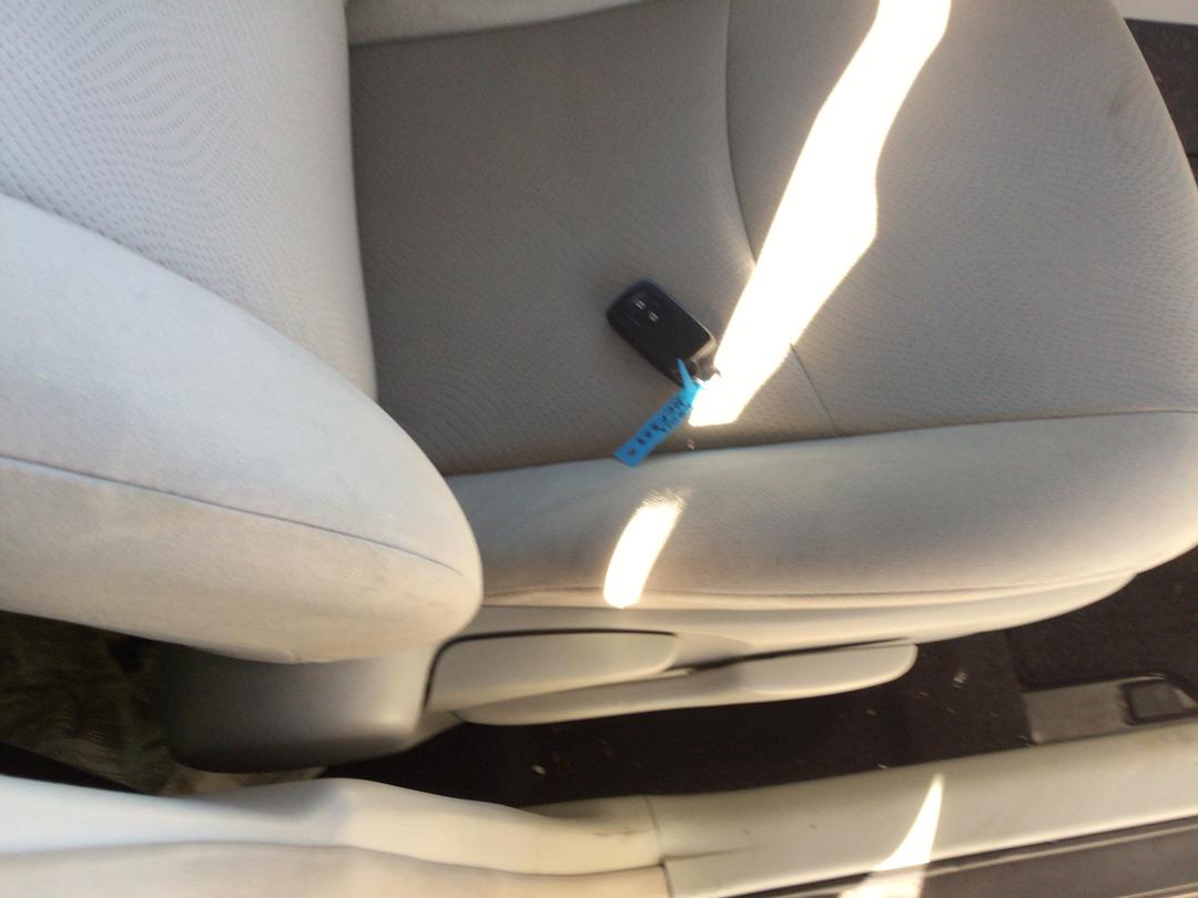 Photo '15' of Toyota Prius