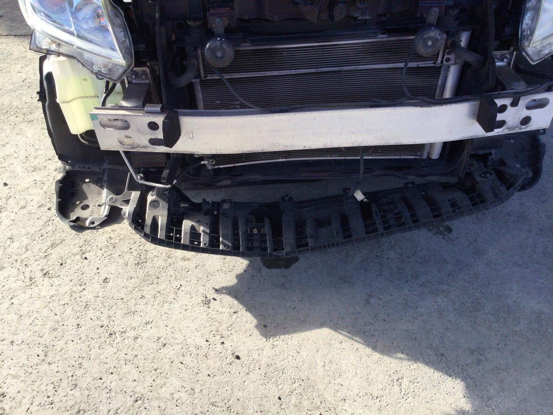 Photo '10' of Toyota Prius