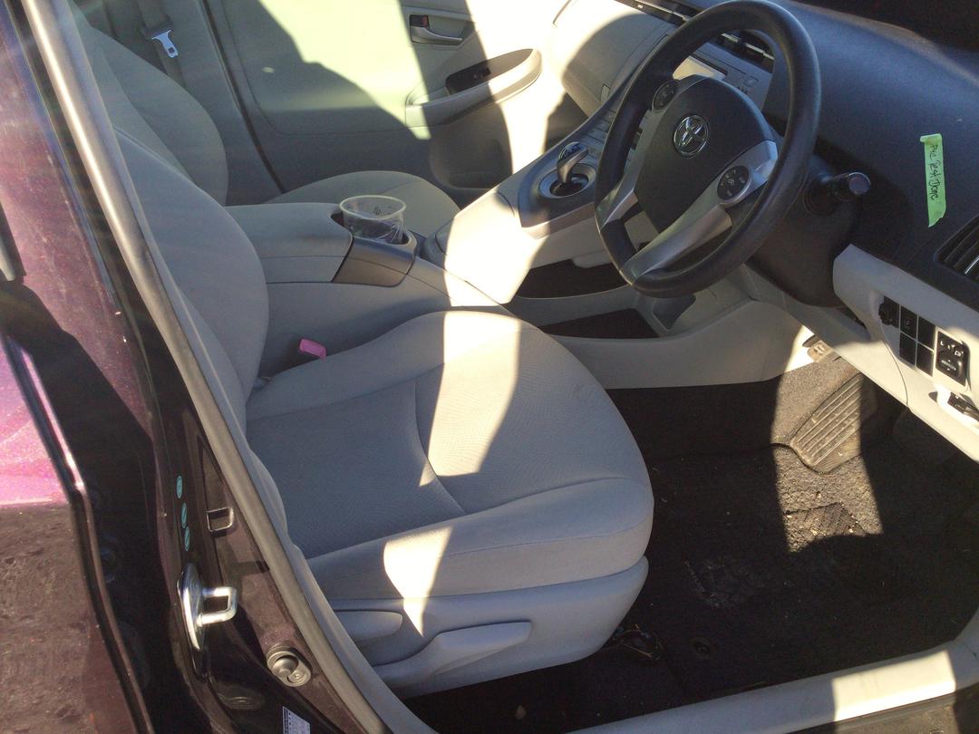 Photo '22' of Toyota Prius