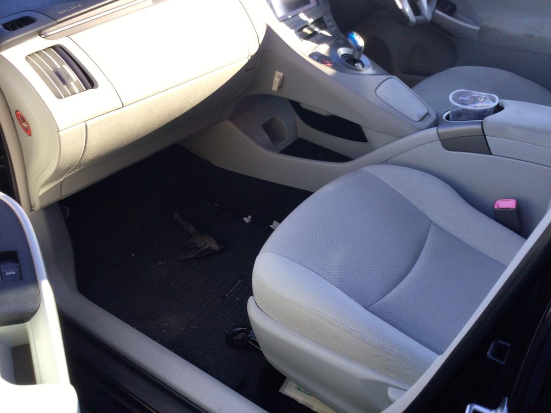 Photo '24' of Toyota Prius