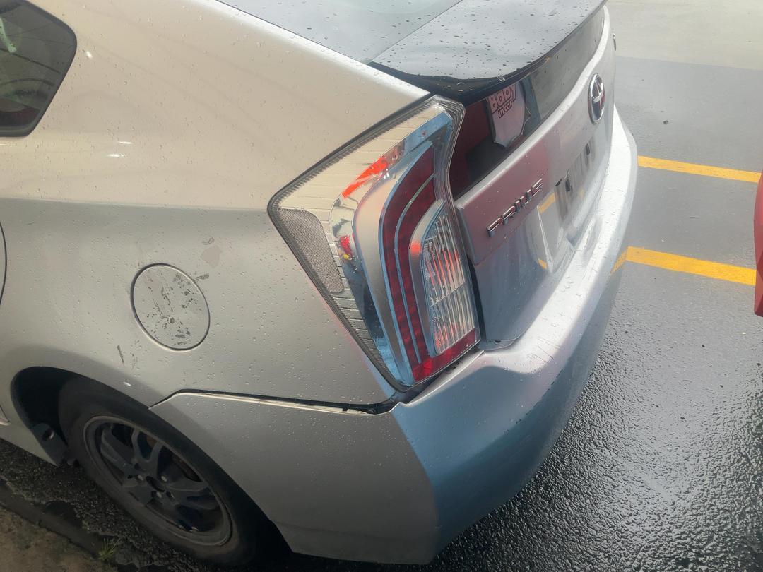 Photo '12' of Toyota Prius