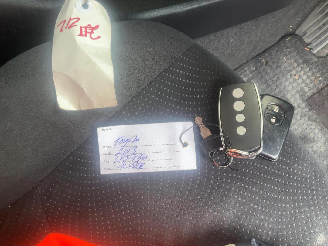 Photo '19' of Toyota Prius