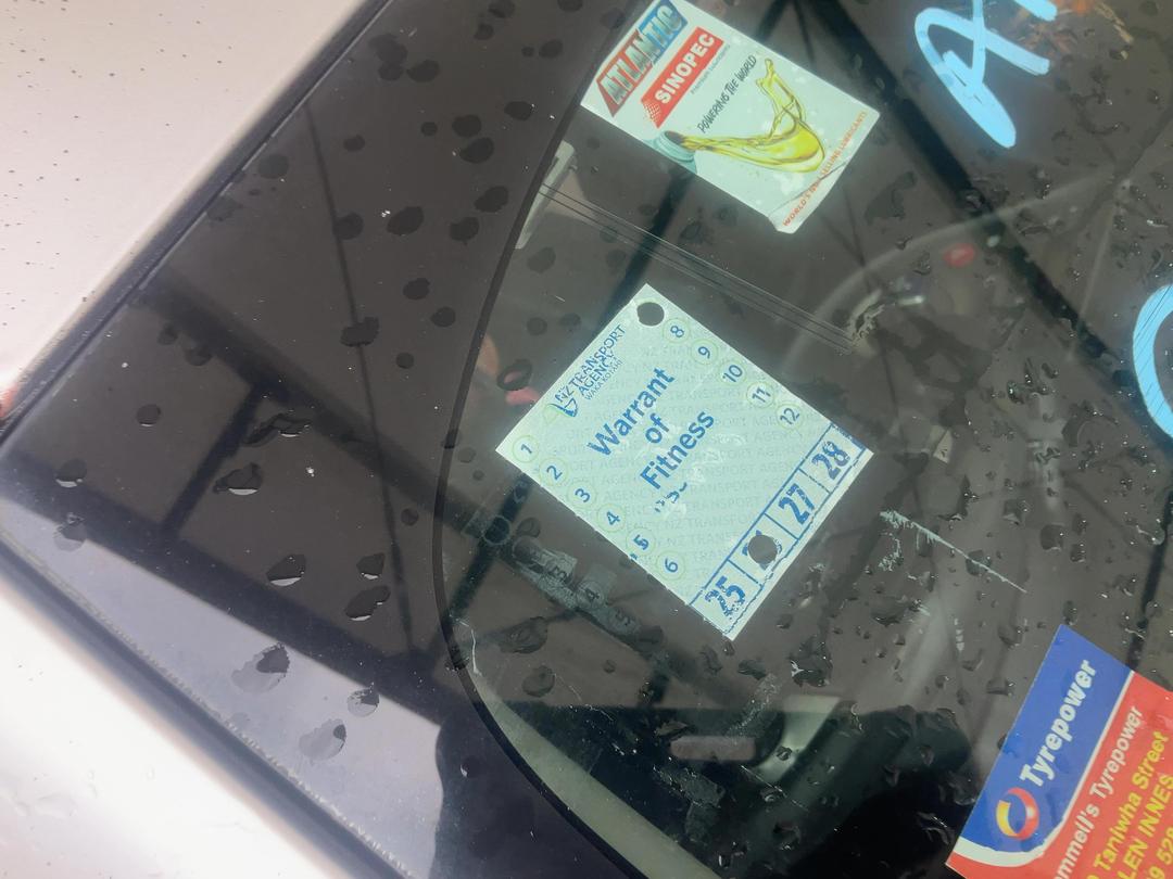 Photo '24' of Toyota Prius