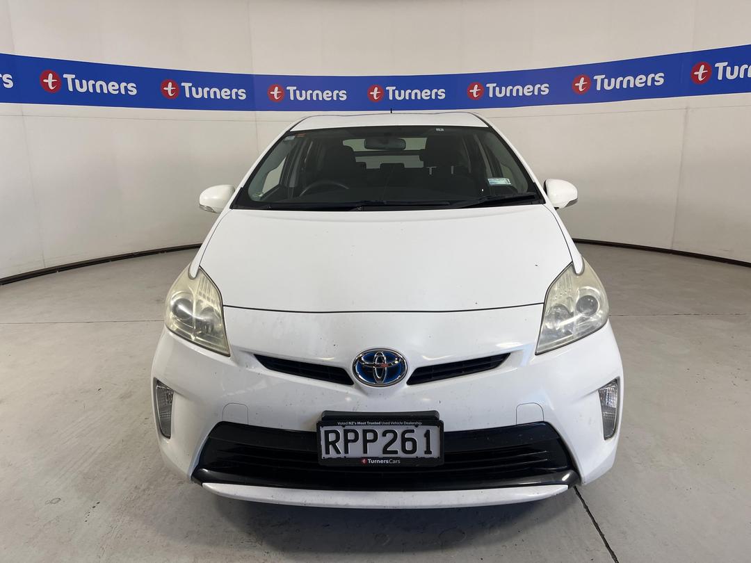 Photo '2' of Toyota Prius